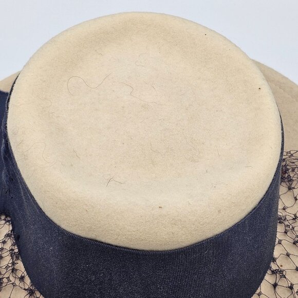 Vintage Women's Wool Felt Hat With Navy Ribbon & Lace Accent Project Hat - Picture 8 of 10